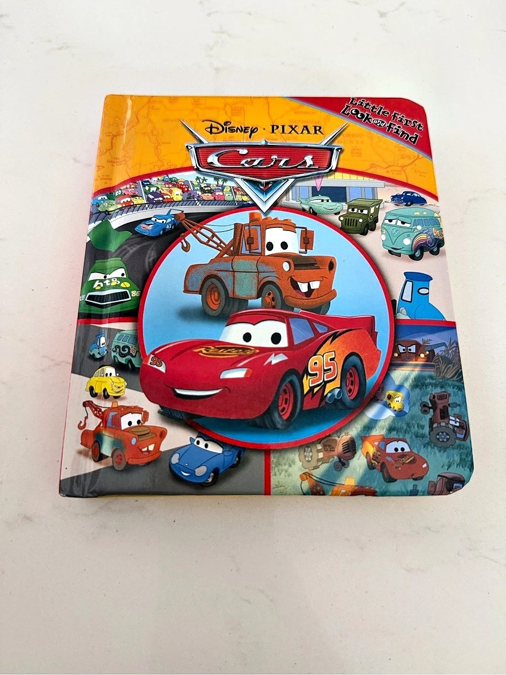 Little look and find Disney Cars Pixar